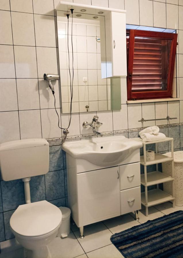 Apartment Josip Podstrana Eksteriør billede